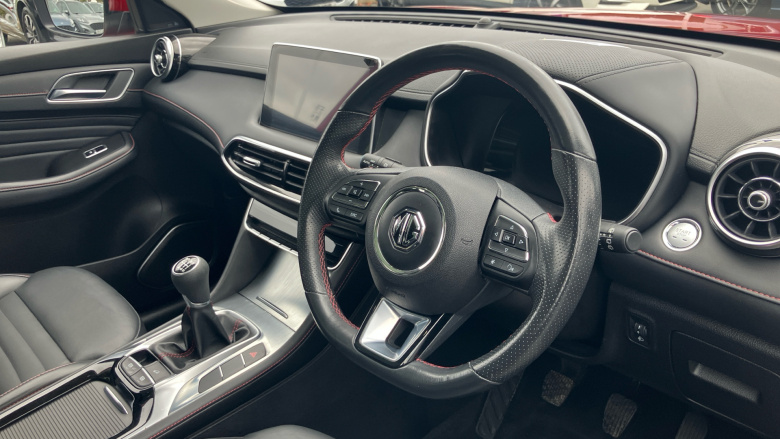 MG Hs 1.5 T-GDI Exclusive 5dr Petrol Hatchback